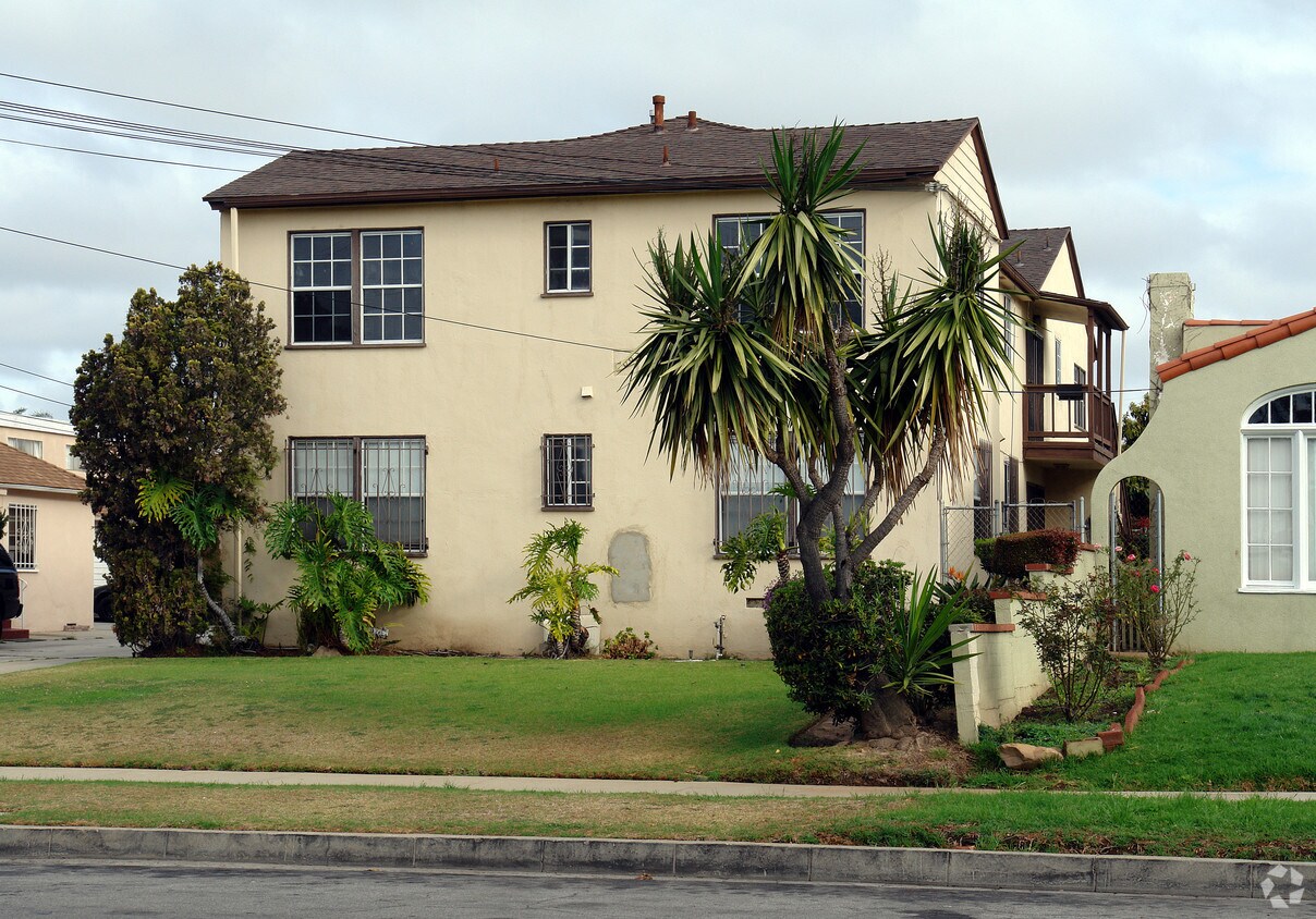 Building Photo - 709 Manchester Dr