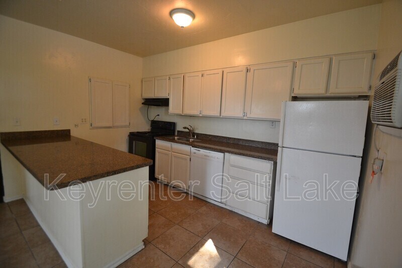 1163 W 5000 S Unit B, Taylorsville, UT 84123 Condo for Rent in