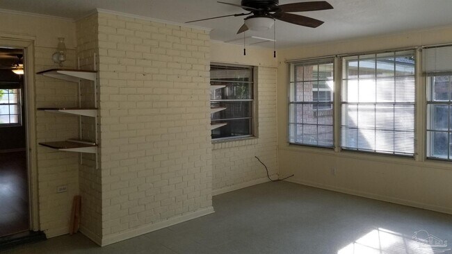 Foto del edificio - 4170 Capri Dr