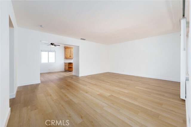 Foto del edificio - 9521 Ives St