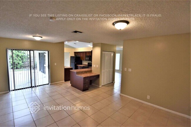 Foto del edificio - 7195 NW 5th Ave