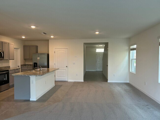 Foto del edificio - 4339 Testana Ln
