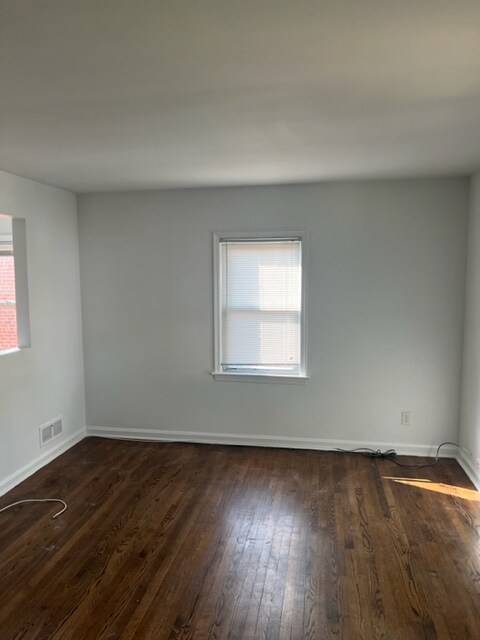 Foto del edificio - 2710 Fort Baker Dr SE