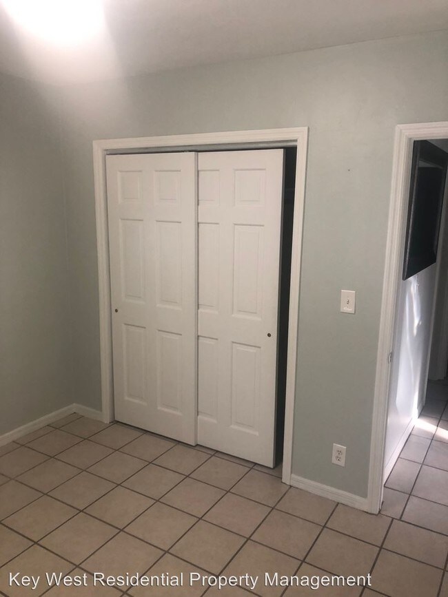 Building Photo - 2 br, 1 bath House - 1204 20th Terrace