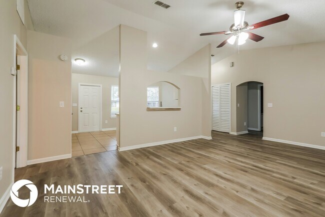 Building Photo - 4088 Everett Ave