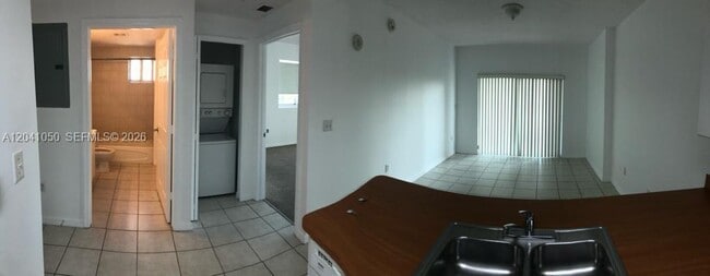 Foto del edificio - 3410 Coral Wy