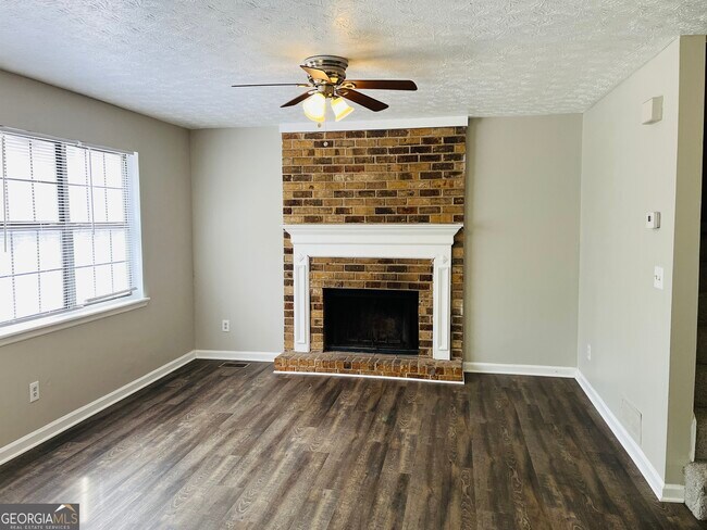 Foto del edificio - 149 Appleton Blvd