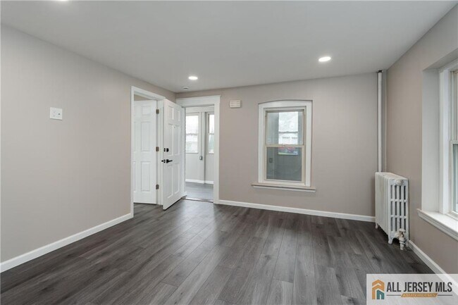 Foto del edificio - 1625 Parker Rd