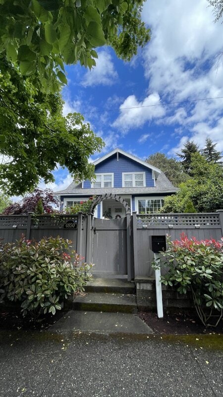 Building Photo - 4850 35th Ave SW