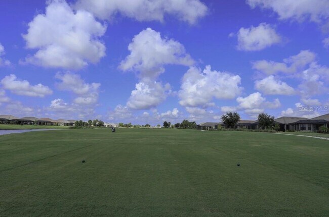 Foto del edificio - 13823 Messina Loop