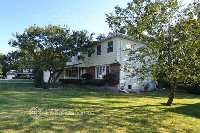 Building Photo - 1212 Lehnertz Cir