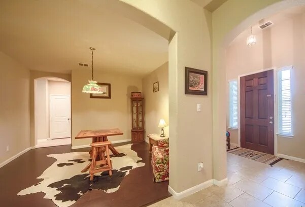 Foto del edificio - 15527 Birdstone Ln