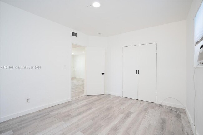 Building Photo - 770 83rd St