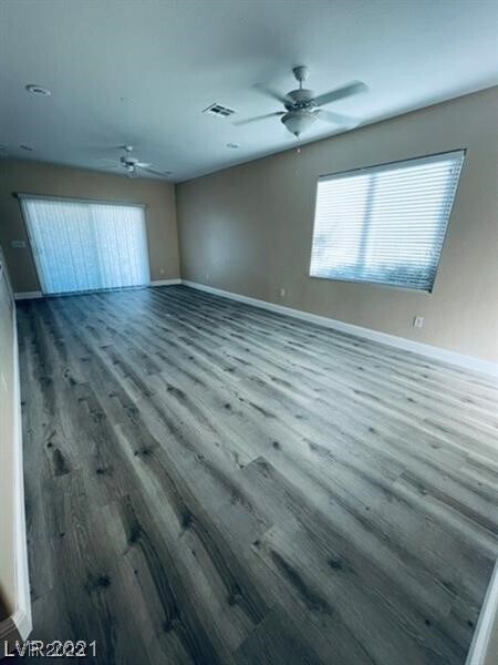 Foto del edificio - 3001 St Rose Pkwy