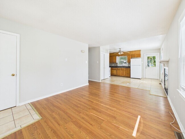 Foto del edificio - 835 Winnetka Ave