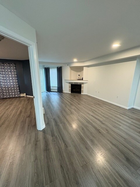 Foto del edificio - 6109 DeBarr Rd
