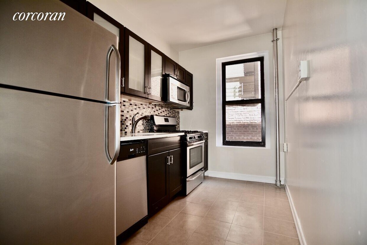 Building Photo - 220 Cabrini Blvd