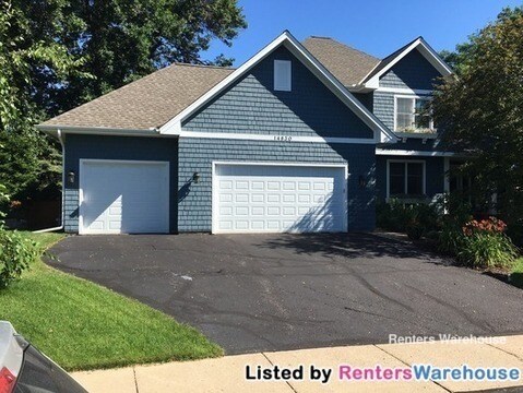 Primary Photo - 14830 Boulder Pointe Rd