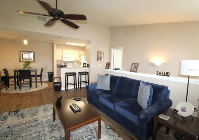 Building Photo - 8933 Manor Loop