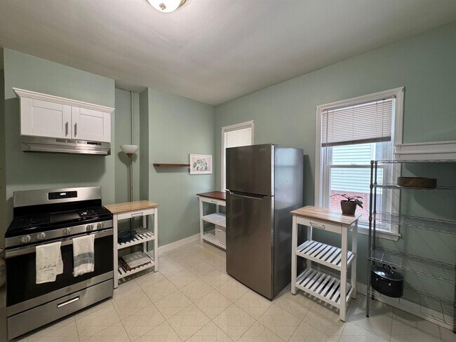 Foto del edificio - 22 Spencer Ave