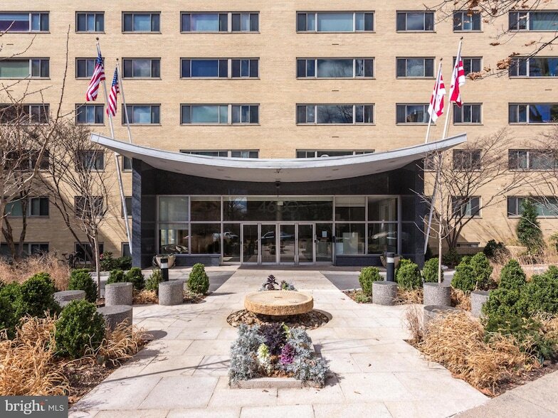 Photo - 4600 Connecticut Avenue NW Unit 809