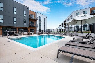 Building Photo - COAST at Lakeshore Commons