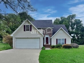 Building Photo - 1831 Green Oak Cir