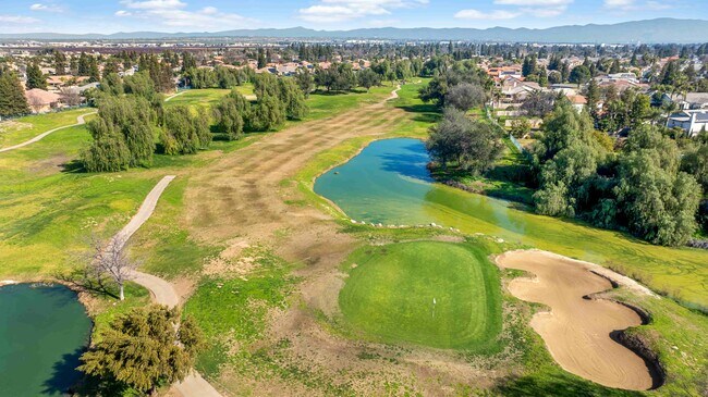 Foto del edificio - 8614 Exodus Ln