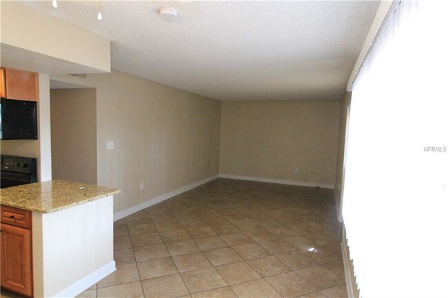 Building Photo - 1432 Holden Ave