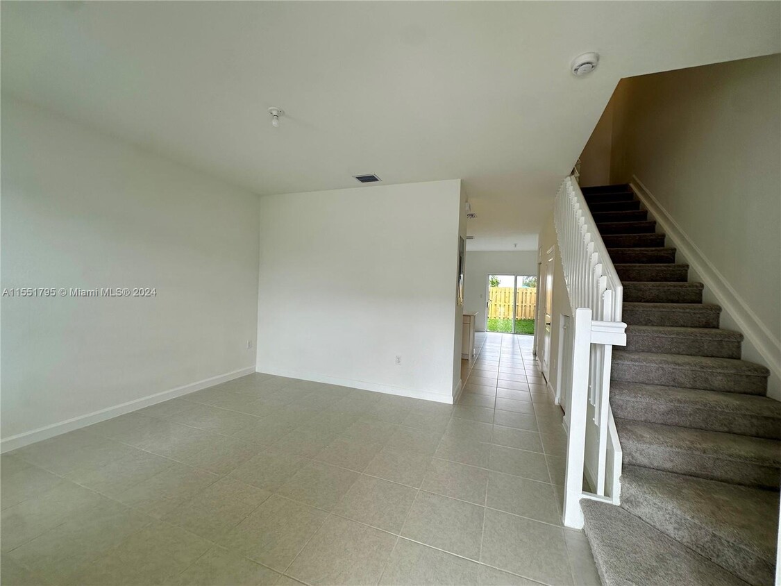 Foto del edificio - 29229 SW 162nd Ct