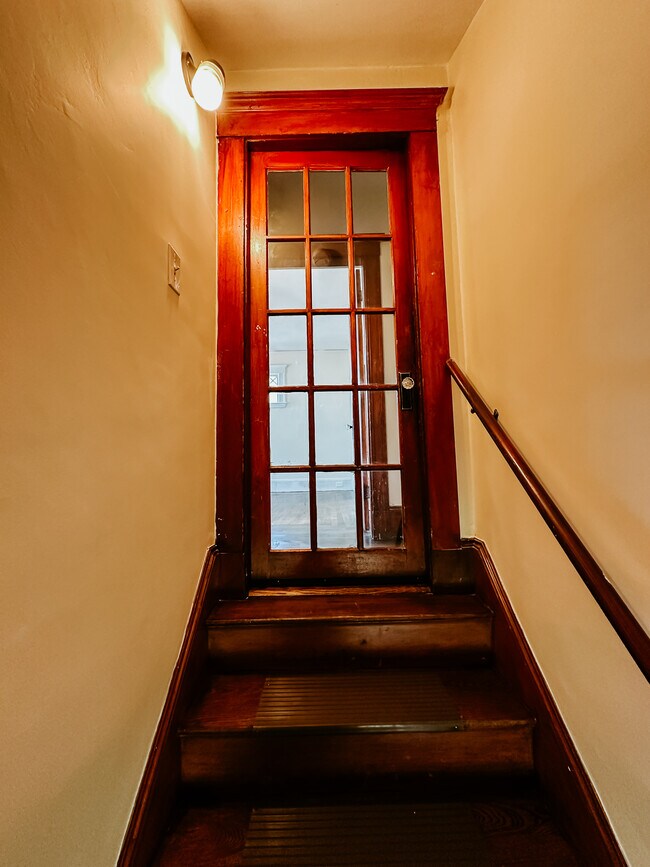 Foto del edificio - 34 Brooksdale Rd