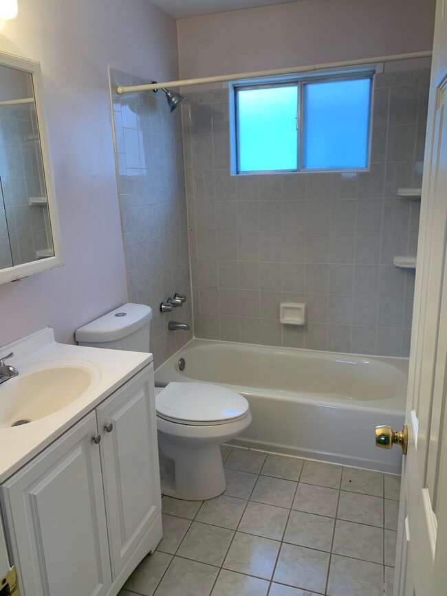 Bathroom - 138 Deauville Pky