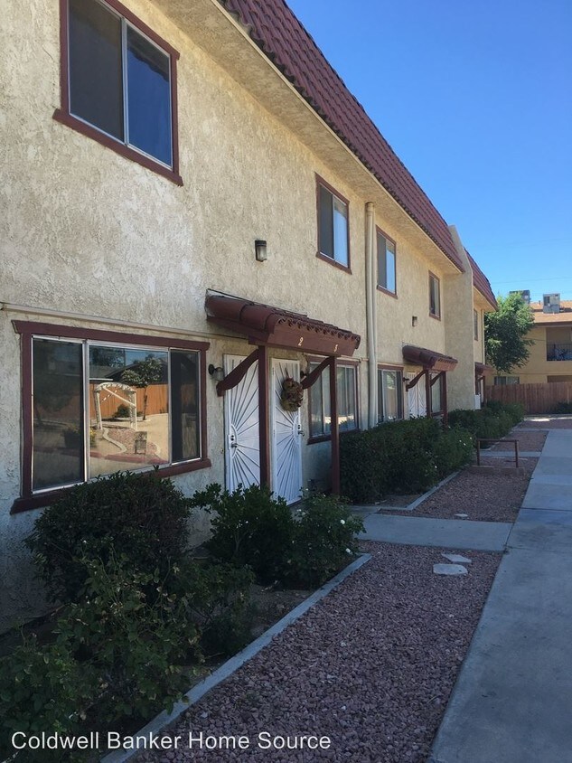 Building Photo - 15459 Tokay St