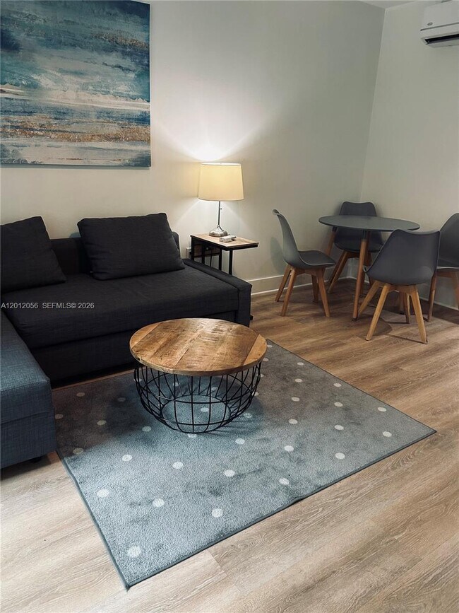 Foto del edificio - 4100 SW 64th Ave