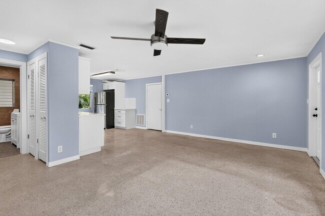 Foto del edificio - 820 E 13th St