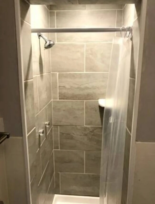 Foto del edificio - 909 Columbus St