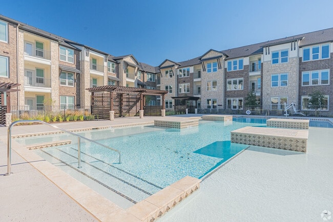 Building Photo - Royalton at Prosper