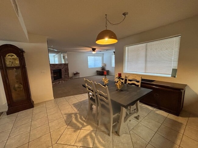Foto del edificio - 3 Bedroom - 2 Bath Home
