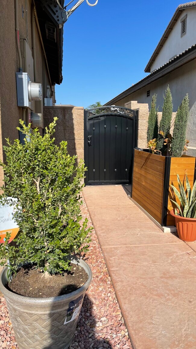 6874 Stillbrook Way Unit Studio, Eastvale, CA 92880 Apartments in