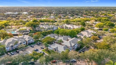 Building Photo - 9877 Westview Dr