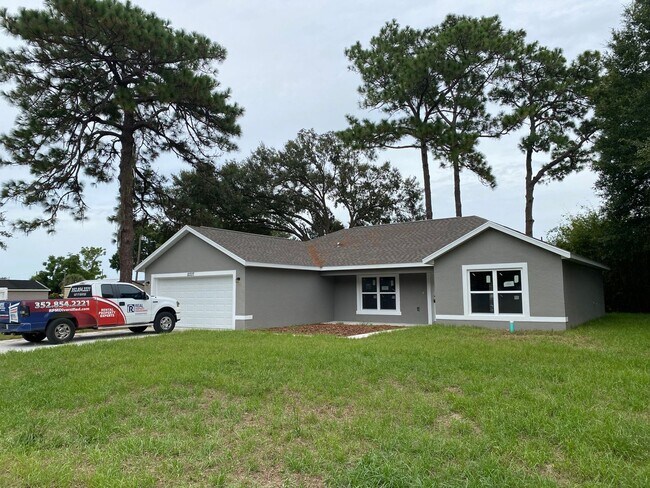 Building Photo - Will NOT be ready to show until. MID OCTOB...