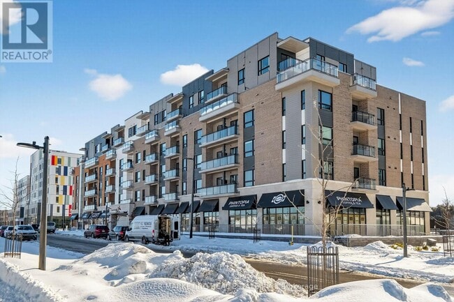 Building Photo - 1350 Hemlock Rd