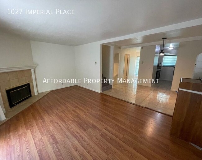 Building Photo - 1027 Imperial Pl