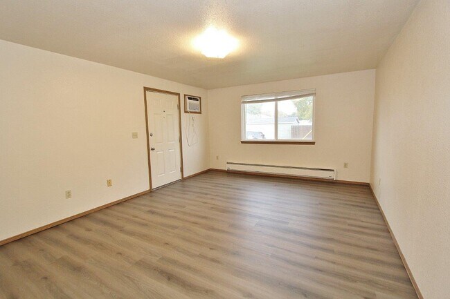 Foto del edificio - 1310 Poplar St