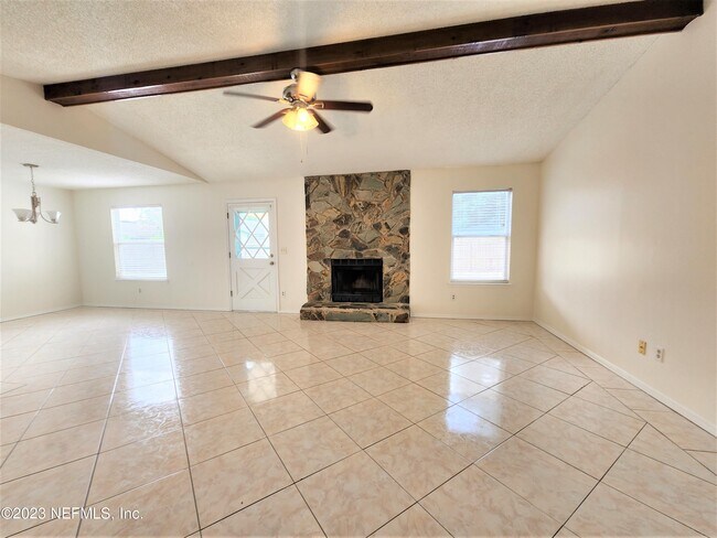 Building Photo - 3730 Indian Princess Rd N