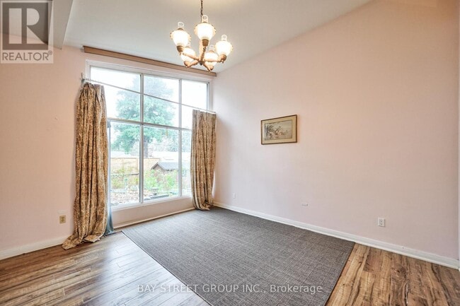 Building Photo - 5 Cottonwood Dr