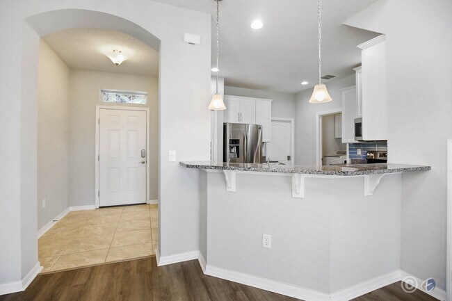 Building Photo - 10950 Verawood Dr