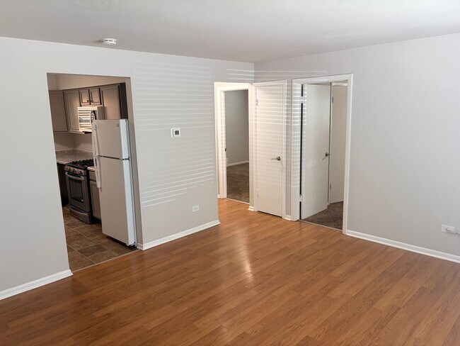 Foto del edificio - 18534 Wildwood Ave