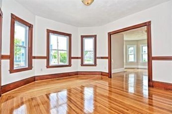 Building Photo - 138 Winthrop St