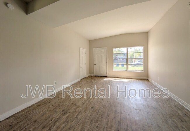 Foto del edificio - 10444 Piedmont Rd